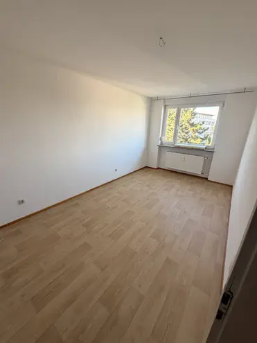 3 Zimmer Wohnung mit 70 m² in Nürnberg – Bild 4