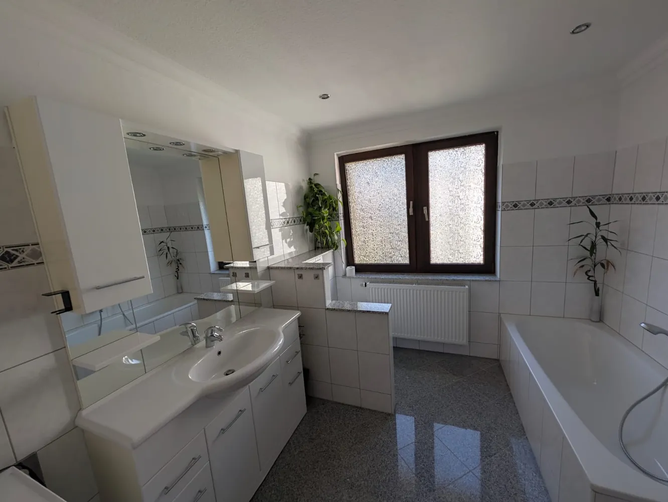3 Zimmer Wohnung mit 82 m² in Wuppertal – Bild 2