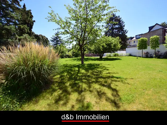 9 room house with 320 m² in Bonn – Photo 6