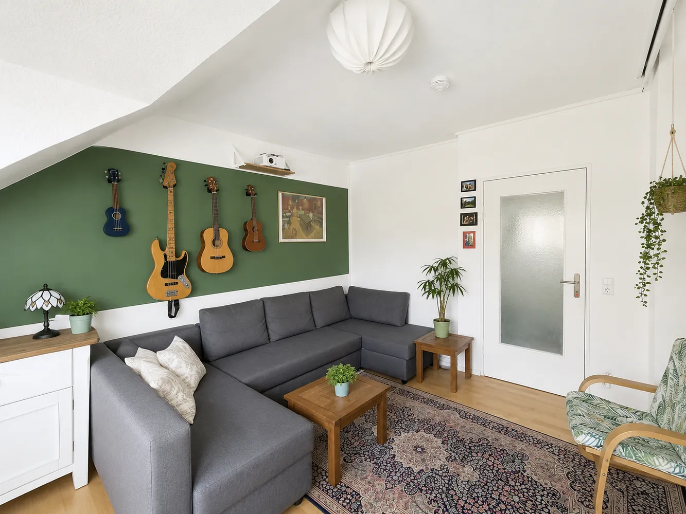 3 Zimmer Wohnung mit 72 m² in Karlsruhe – Bild 2