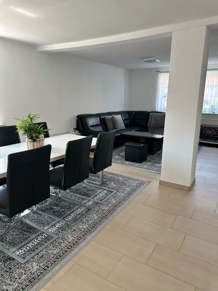 6 Zimmer Haus mit 164 m² in Duderstadt – Bild 1