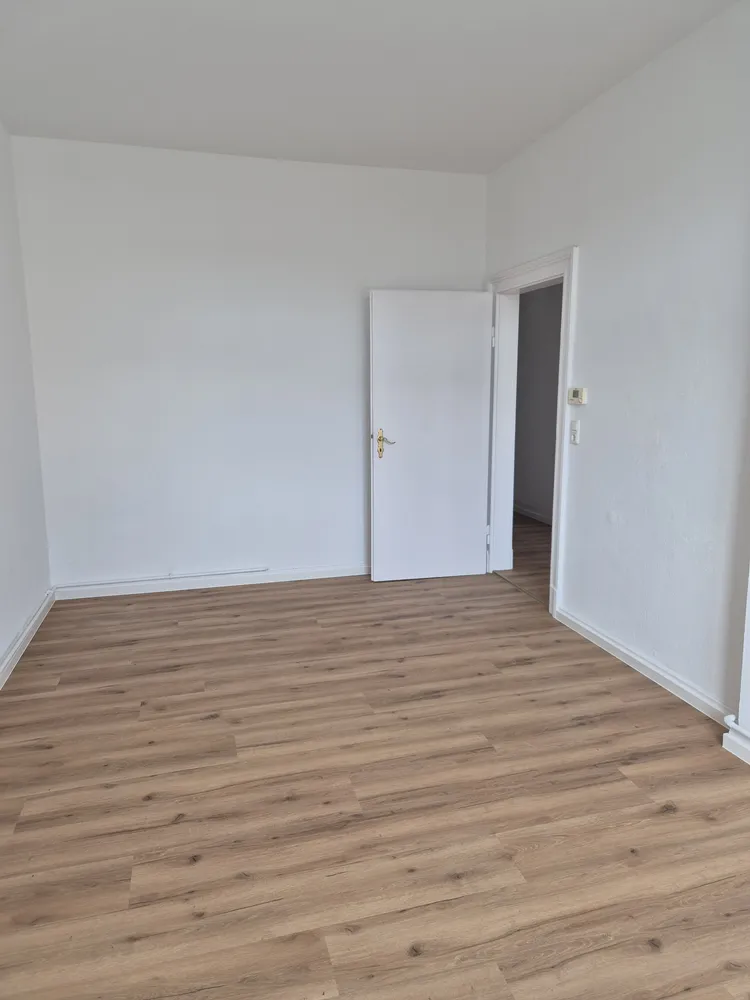 3 Zimmer Wohnung mit 99 m² in Wiesbaden – Bild 12