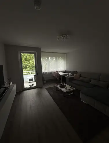 4 Zimmer Wohnung mit 80 m² in Duisburg – Bild 1