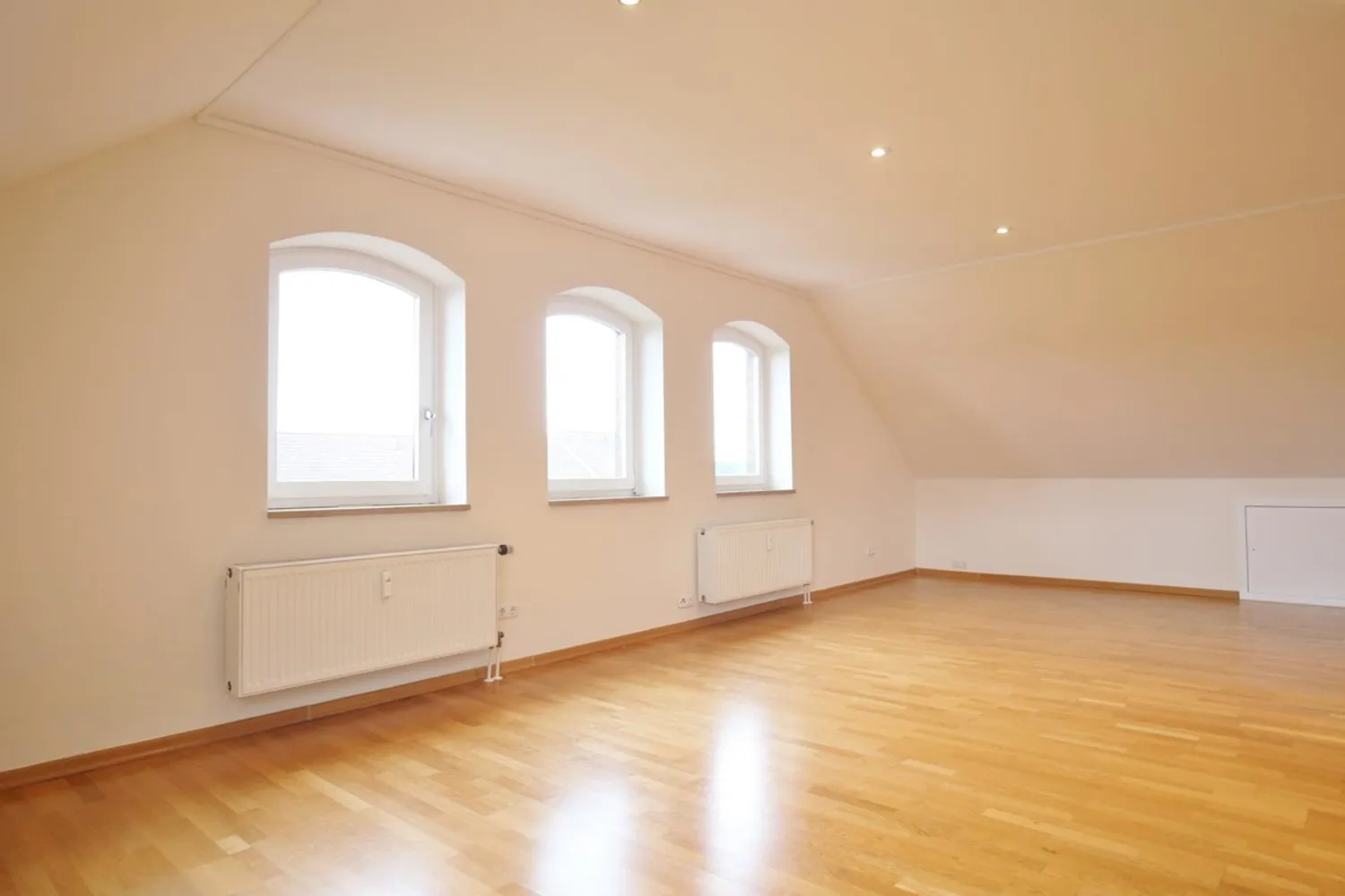 2 room apartment with 80 m² in Hamburg – Photo 11