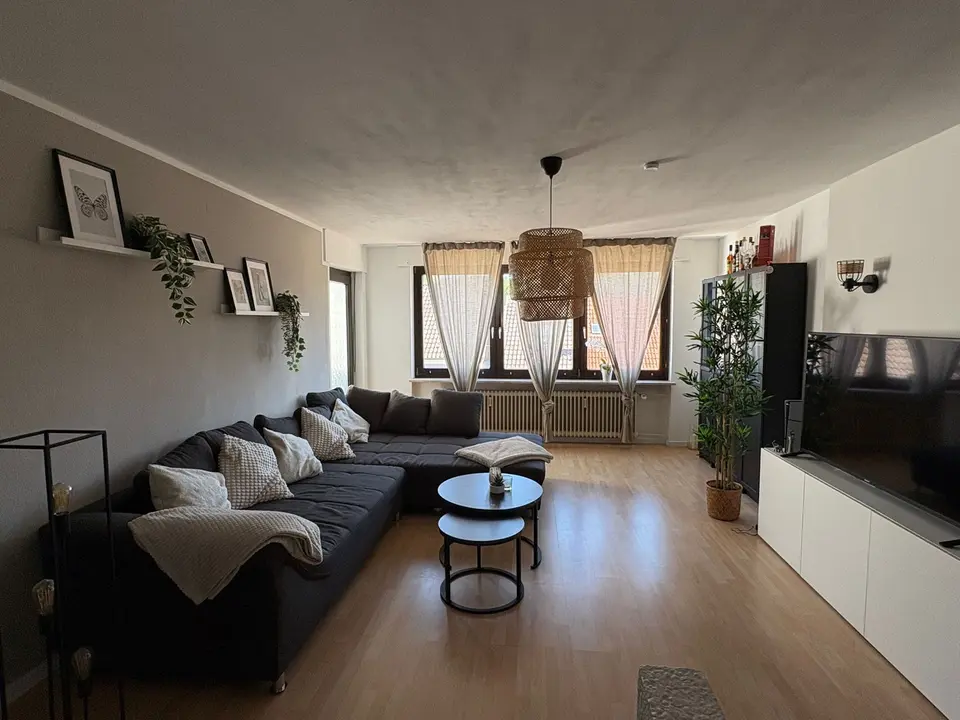 3 Zimmer Wohnung mit 75 m² in Saarbrücken – Bild 1
