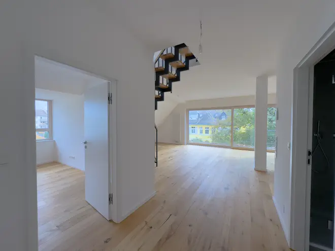 3 Zimmer Wohnung mit 119 m² in Wiesbaden – Bild 2