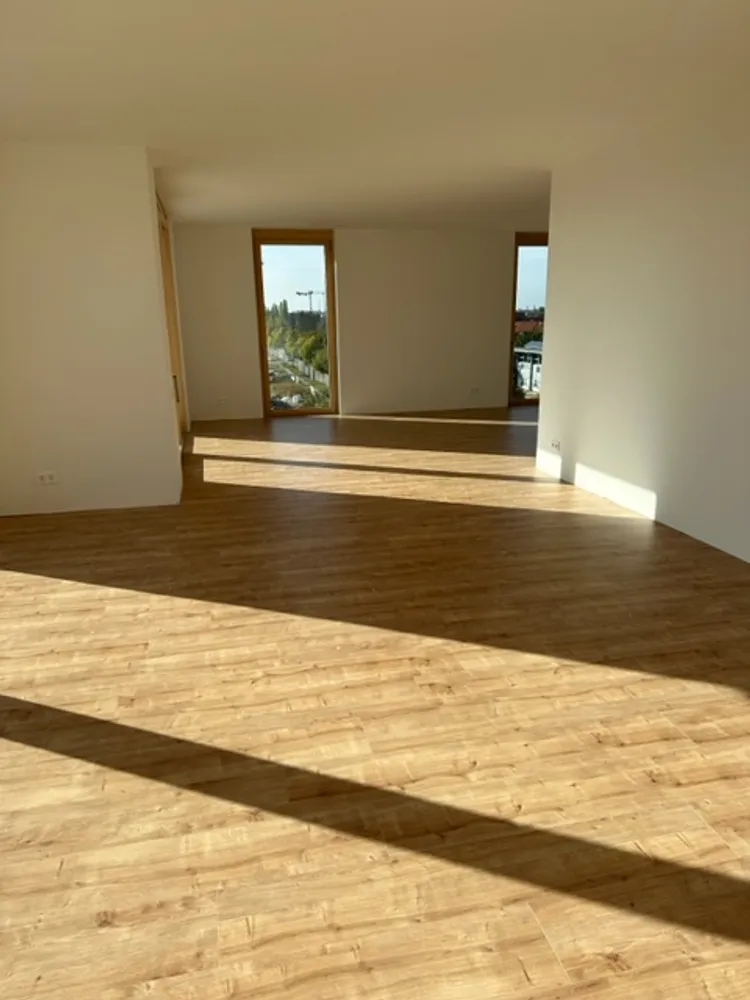 6 Zimmer Wohnung mit 181 m² in Mannheim – Bild 1