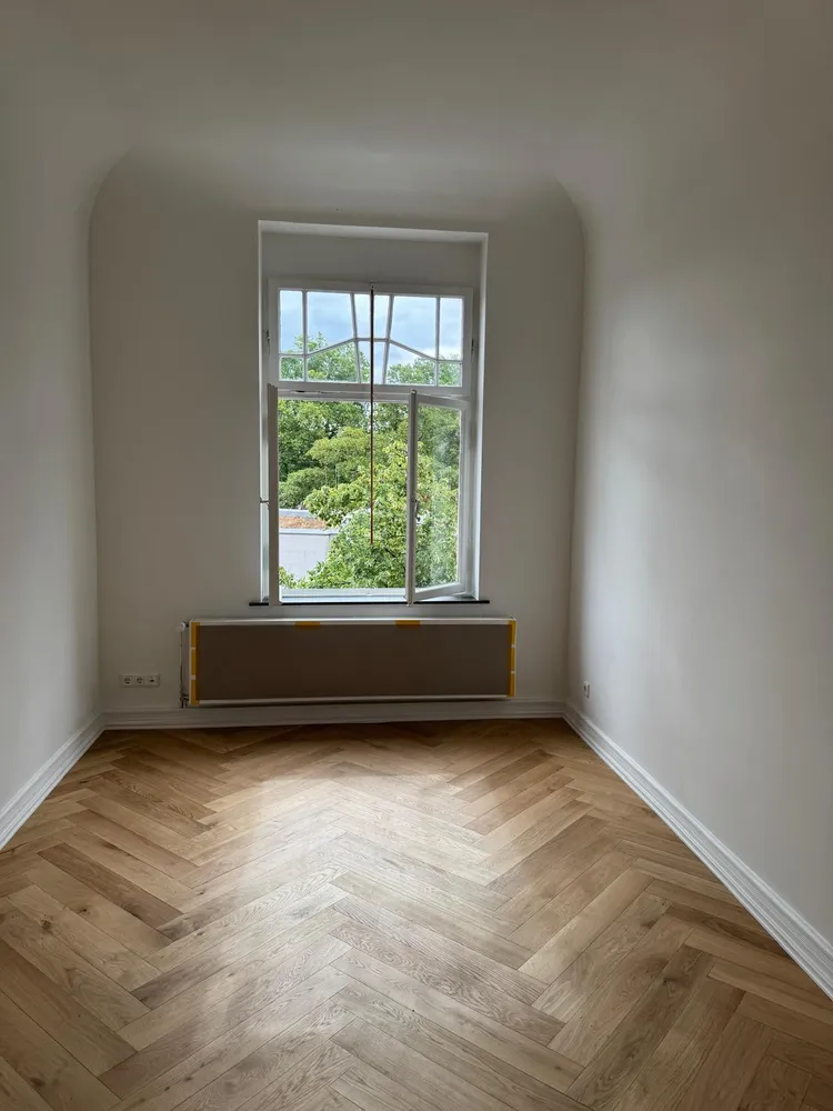 5 Zimmer Wohnung mit 174 m² in Düsseldorf – Bild 2