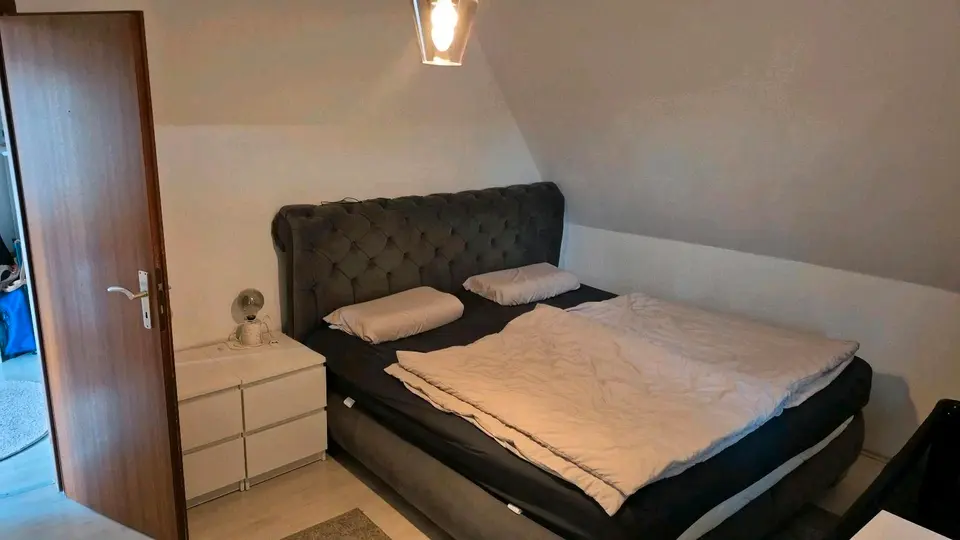 4 Zimmer Wohnung mit 90 m² in Bremen – Bild 1