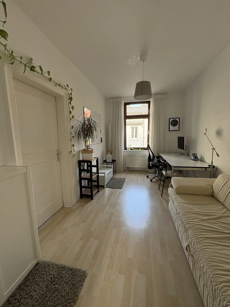 2 Zimmer Wohnung mit 33 m² in Wiesbaden – Bild 1