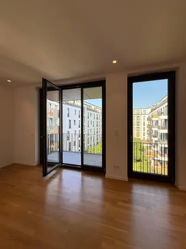 2 Zimmer Wohnung mit 75 m² in Berlin – Bild 1