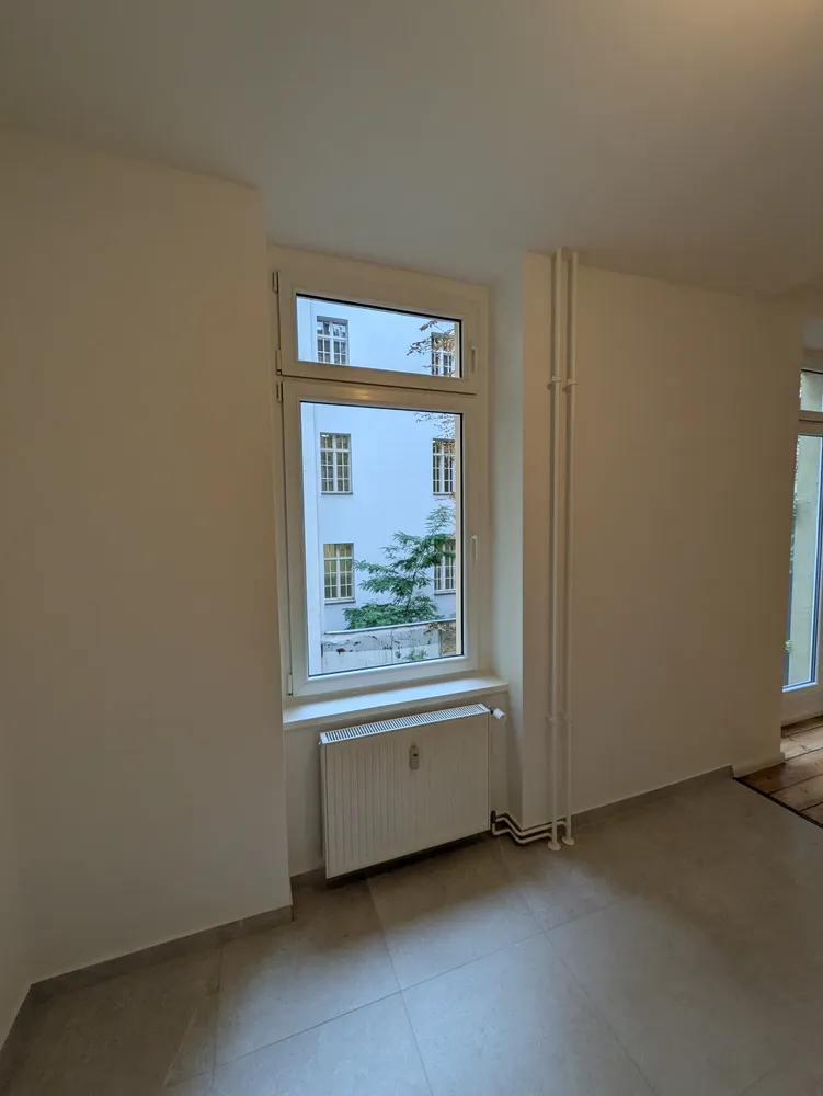 1 room apartment with 42 m² in Berlin – Photo 4