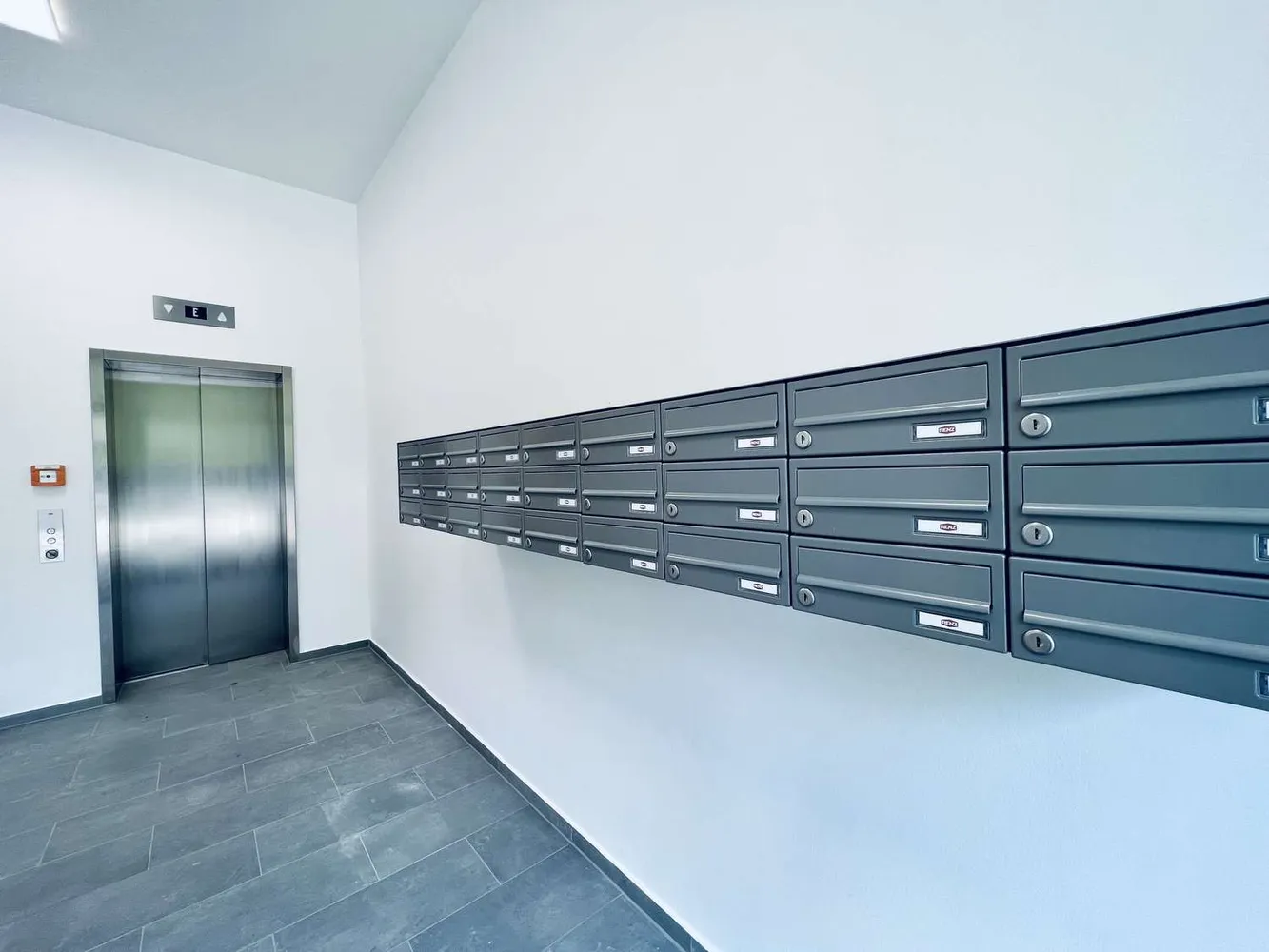 2 Zimmer Wohnung mit 81 m² in Berlin – Bild 4