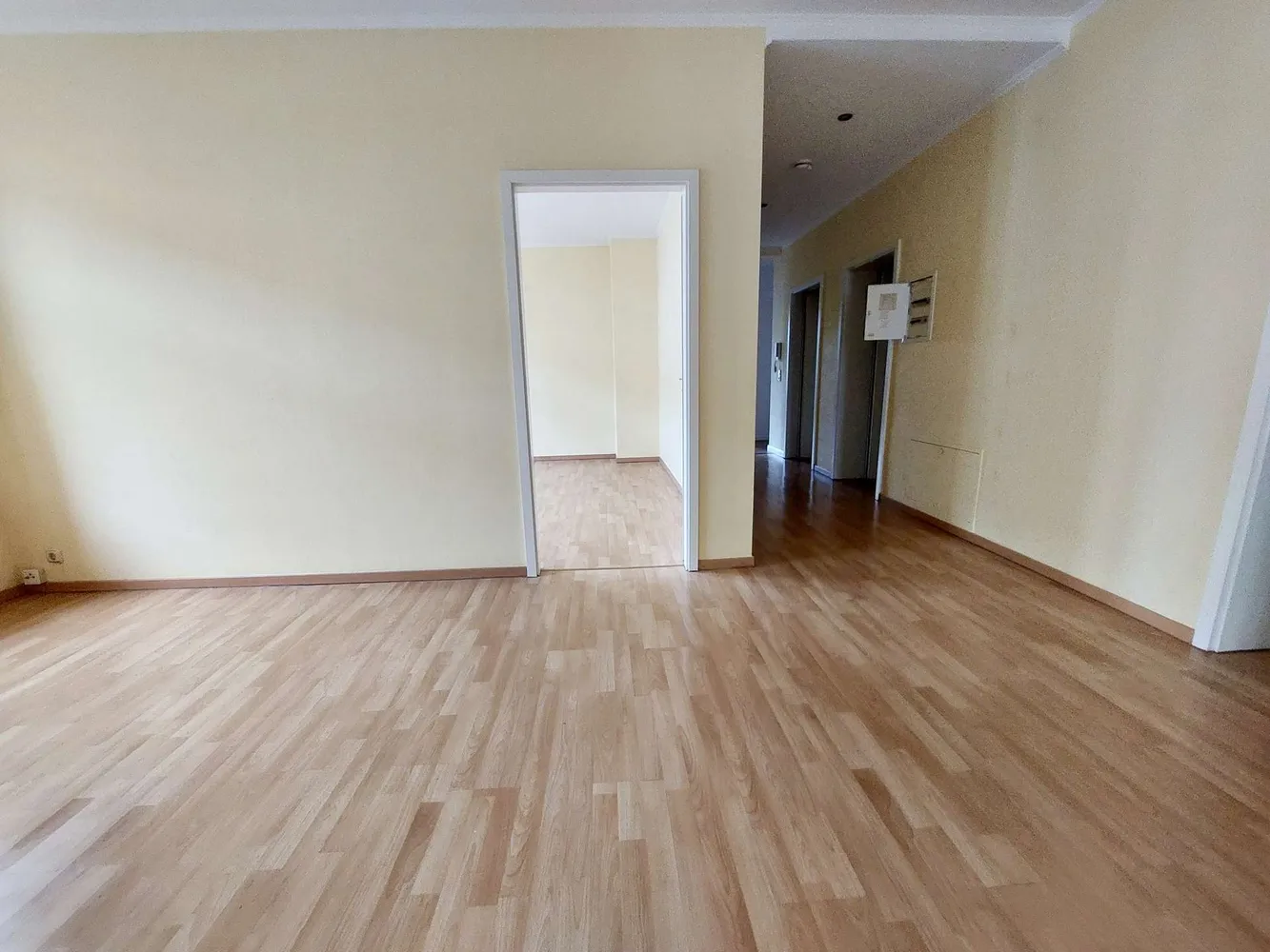 5 Zimmer Wohnung mit 111 m² in Chemnitz – Bild 12