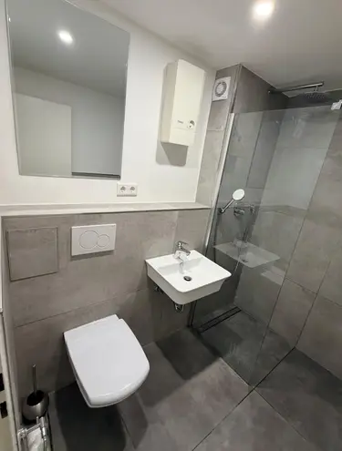 3 Zimmer Wohnung mit 72 m² in Düsseldorf – Bild 2
