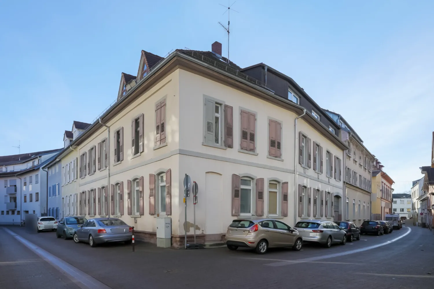 3 Zimmer Wohnung mit 81 m² in Karlsruhe – Bild 2