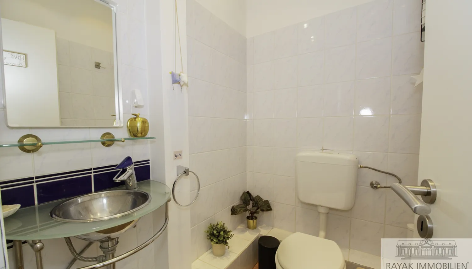3 Zimmer Wohnung mit 98 m² in Düsseldorf – Bild 4