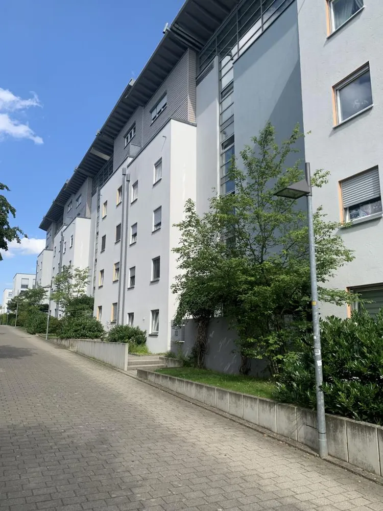 3 Zimmer Wohnung mit 78 m² in Stuttgart – Bild 2