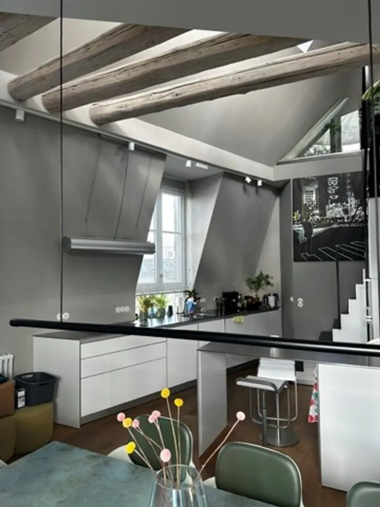 4 Zimmer Wohnung mit 139 m² in Frankfurt am Main – Bild 2