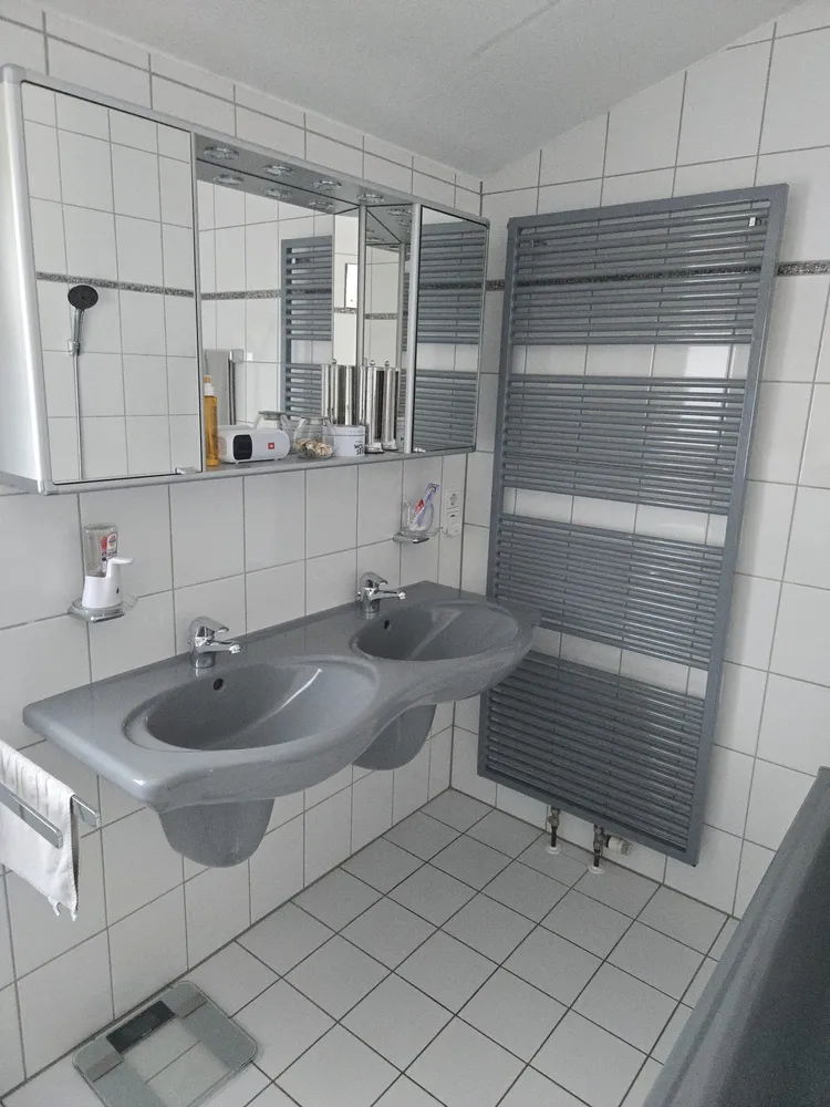 4 Zimmer Wohnung mit 85 m² in Wiesbaden – Bild 1