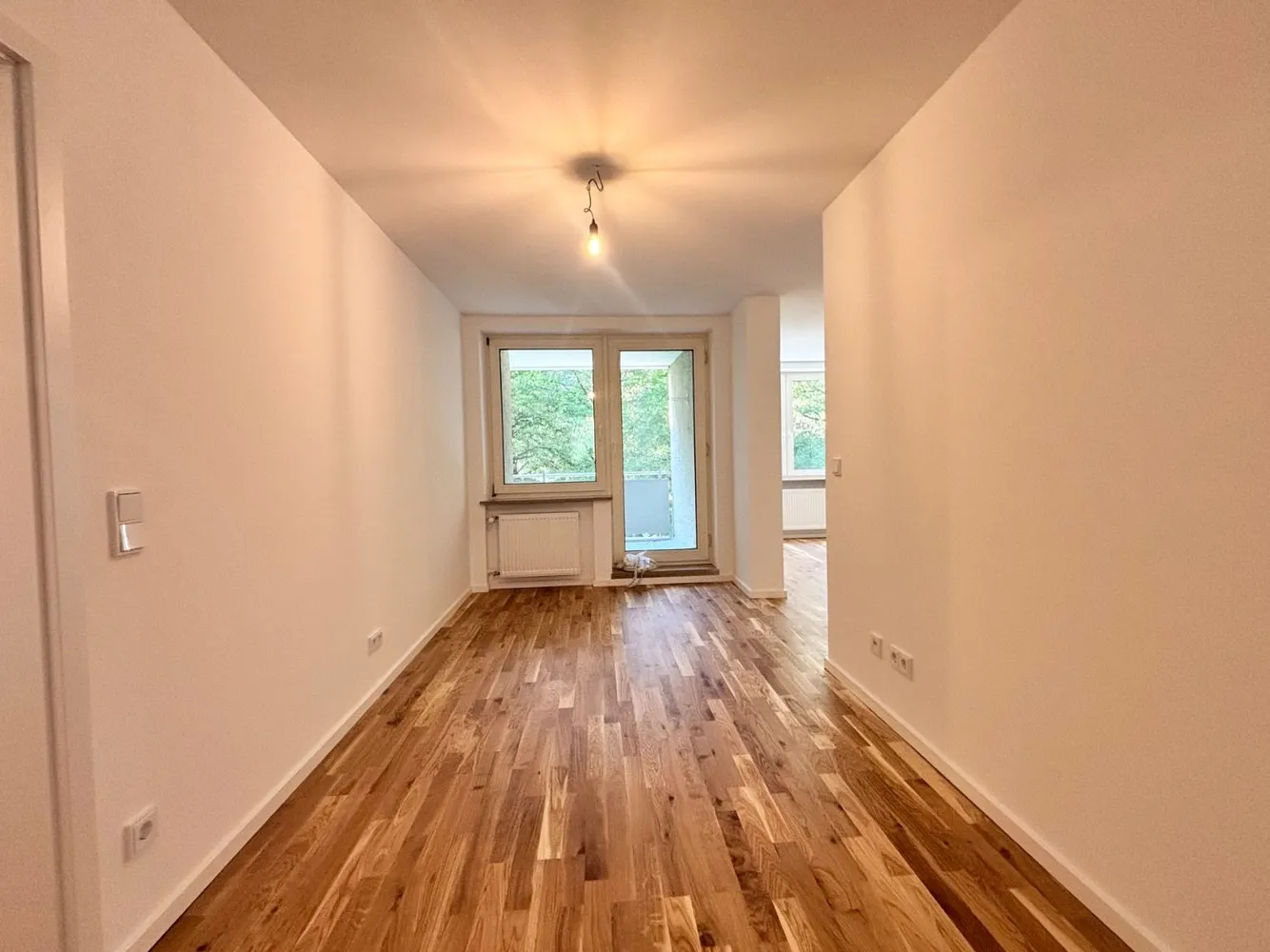 4 Zimmer Wohnung mit 92 m² in München – Bild 3