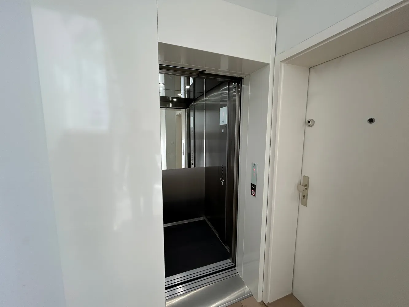 2 Zimmer Wohnung mit 80 m² in Hamburg – Bild 6