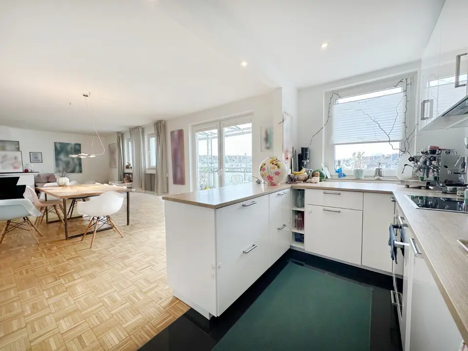 4 Zimmer Wohnung mit 155 m² in Düsseldorf – Bild 8