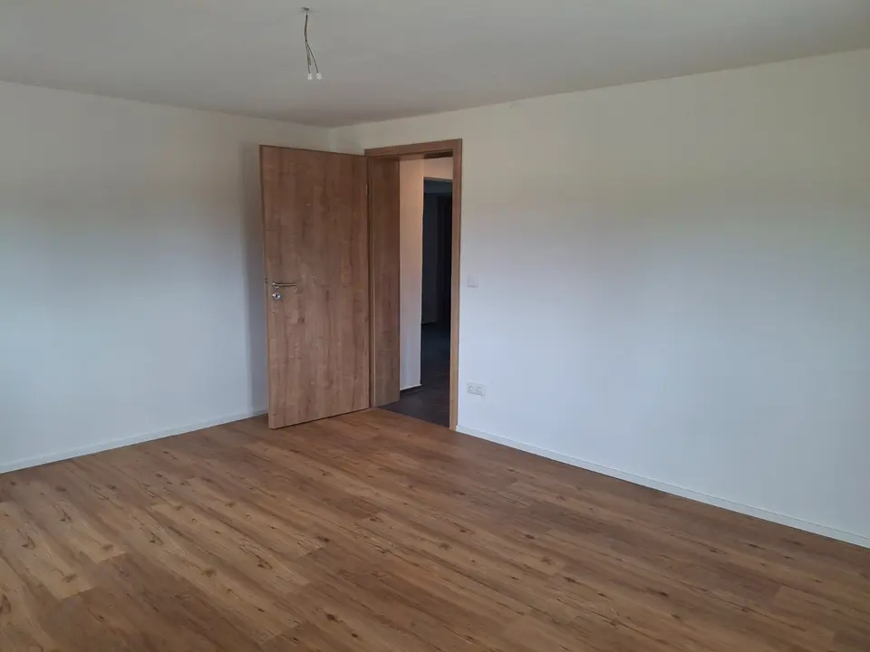 2 Zimmer Wohnung mit 75 m² in Traunstein – Bild 2