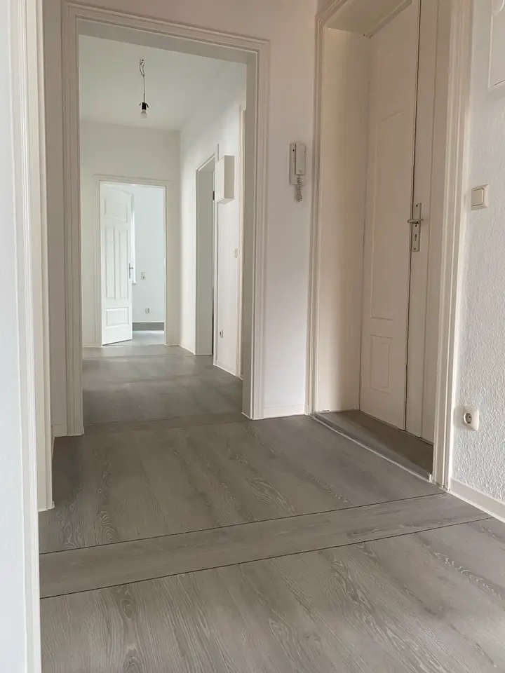 5 Zimmer Wohnung mit 109 m² in Riesa – Bild 2