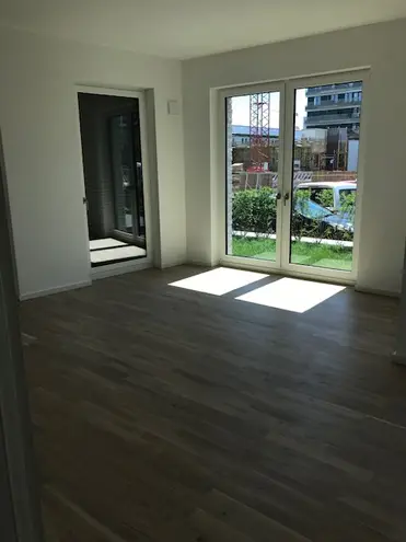 2 Zimmer Wohnung mit 81 m² in Berlin – Bild 6