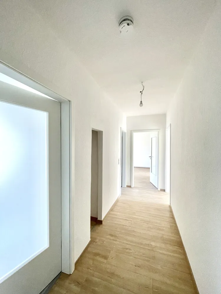 3 room apartment with 61 m² in Bitterfeld-Wolfen – Photo 2