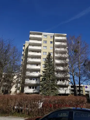 3 Zimmer Wohnung mit 72 m² in München – Bild 2