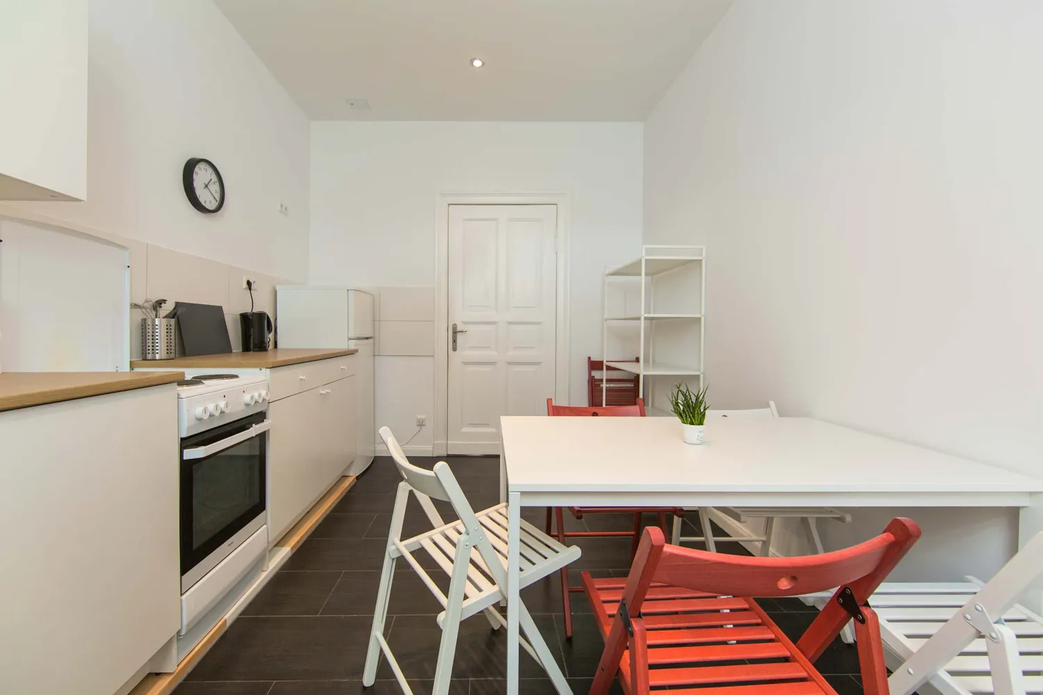 Shared room with 8 m² in Berlin – Photo 5