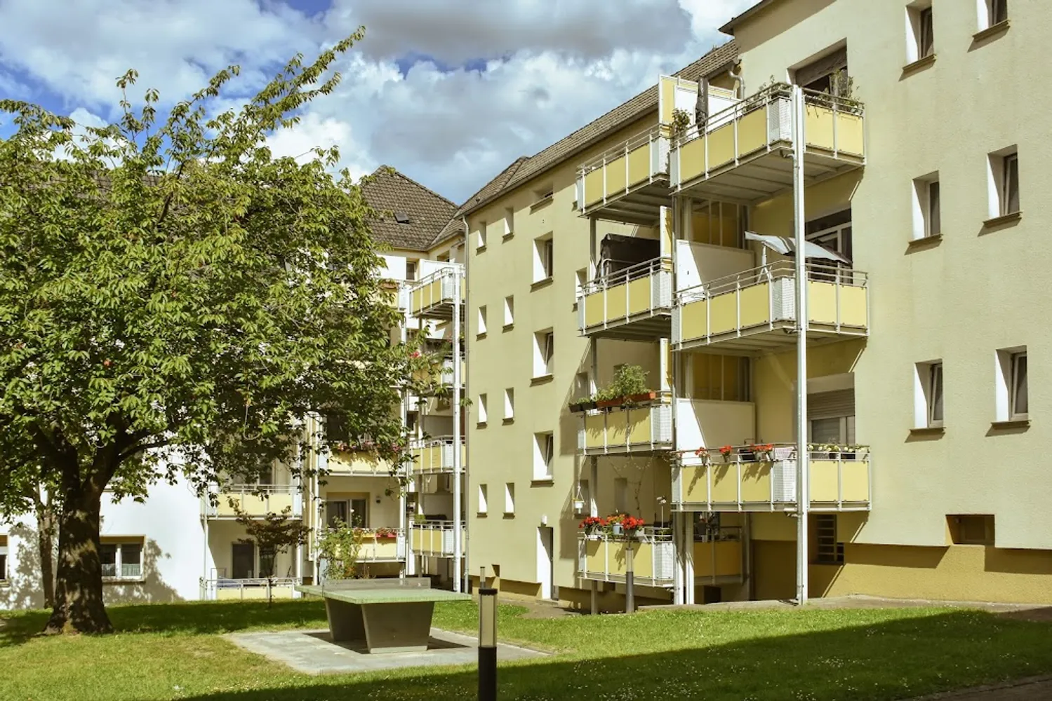 2 Zimmer Wohnung mit 73 m² in Essen – Bild 2