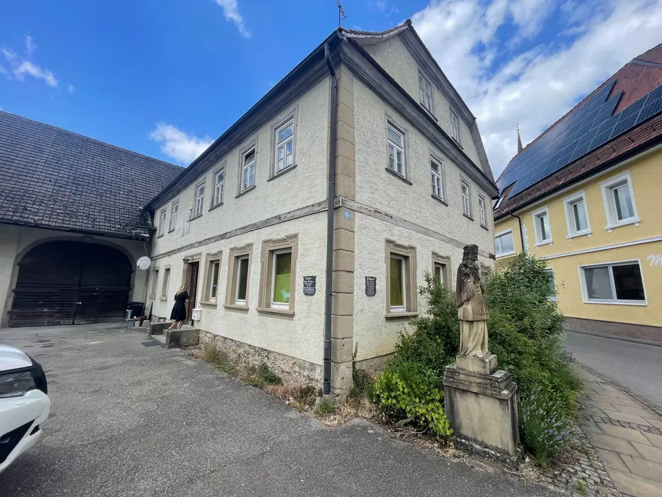 11 Zimmer Wohnung mit 350 m² in Heilbronn – Bild 1