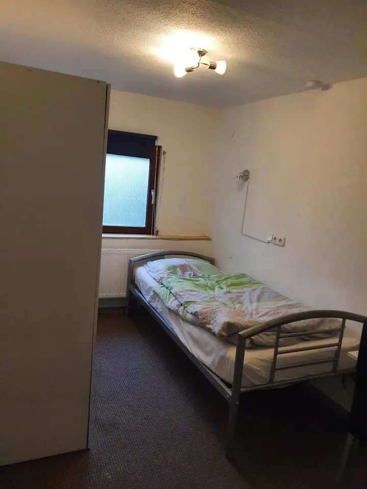WG-Zimmer mit 50 m² in Düren – Bild 2