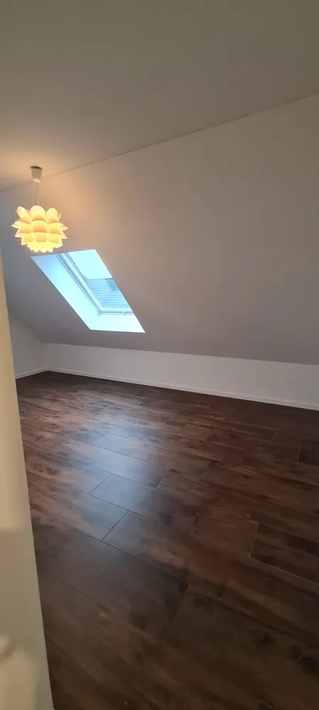 5 Zimmer Wohnung mit 132 m² in Hürth – Bild 8