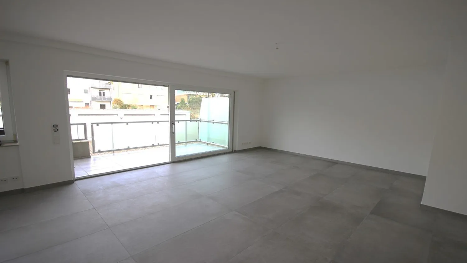 2 Zimmer Wohnung mit 76 m² in Mönchengladbach – Bild 1