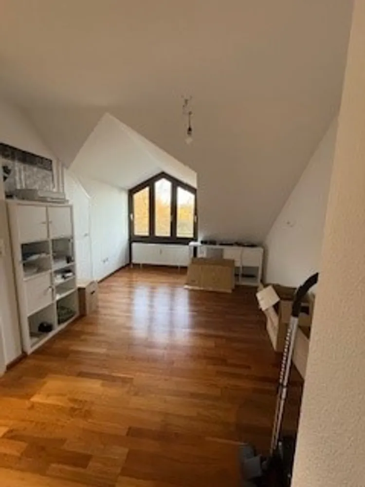 5 Zimmer Wohnung mit 115 m² in Bergisch Gladbach – Bild 1
