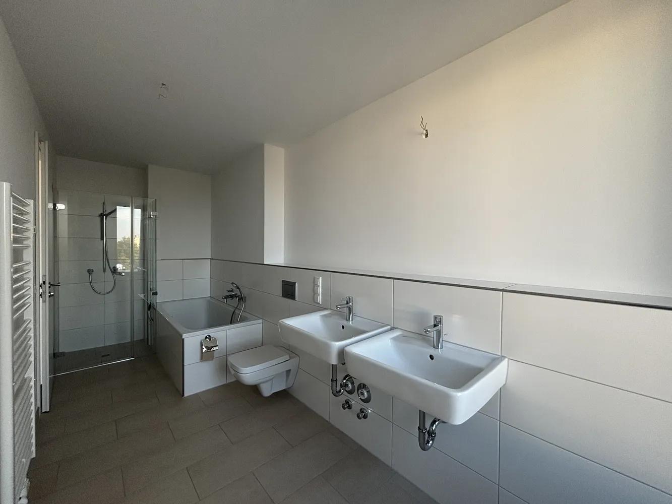 2 room apartment with 80 m² in Berlin – Photo 9