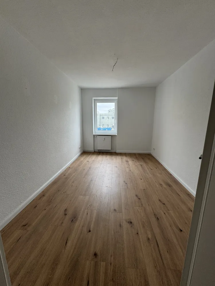 3 room apartment with 70 m² in Magdeburg – Photo 3
