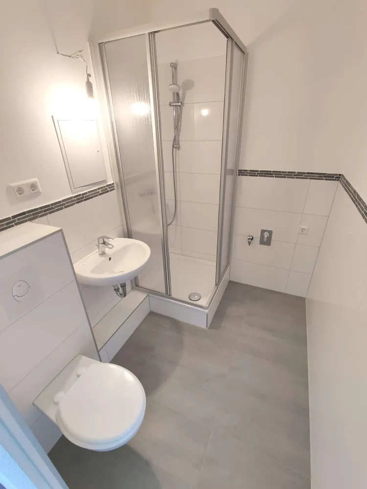 6 Zimmer Wohnung mit 111 m² in Halle (Saale) – Bild 7