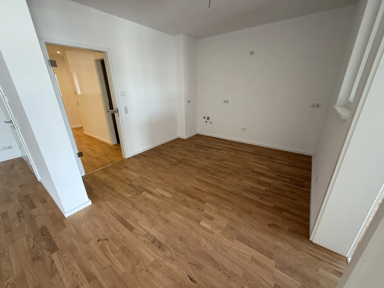 3 Zimmer Wohnung mit 89 m² in Magdeburg – Bild 2