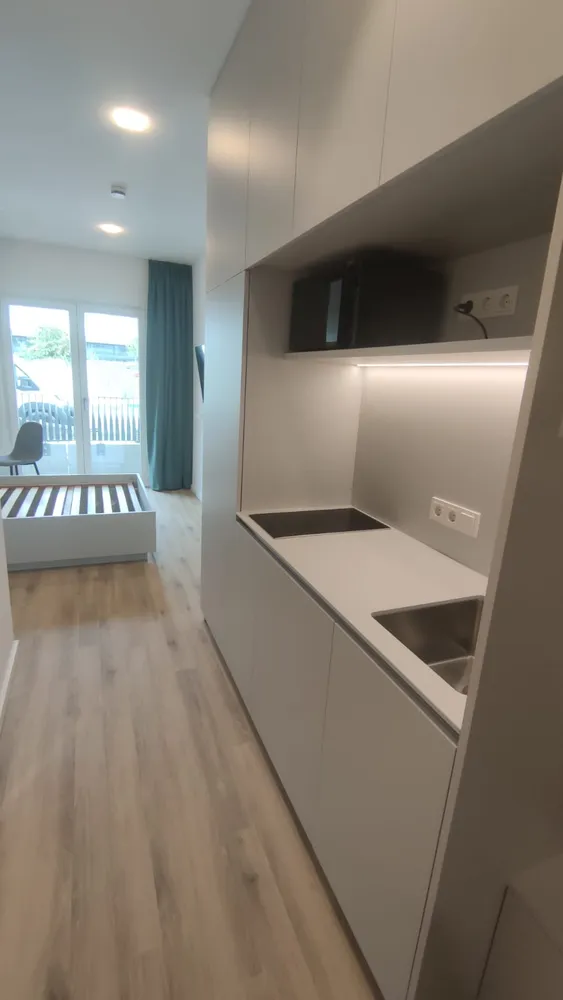 1 room apartment with 20 m² in Regensburg – Photo 3