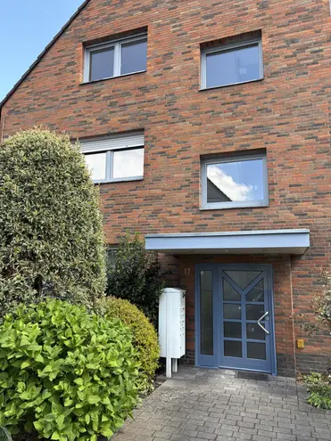 4 Zimmer Wohnung mit 130 m² in Köln – Bild 1