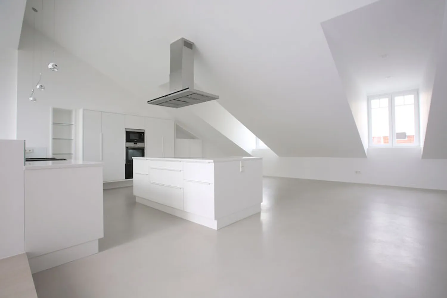 5 Zimmer Wohnung mit 375 m² in Frankfurt am Main – Bild 2