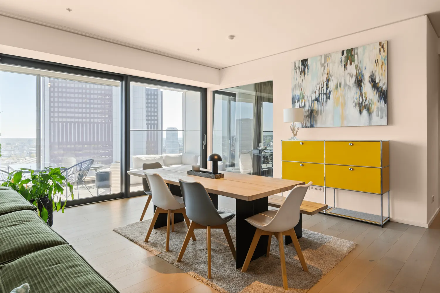 3 Zimmer Wohnung mit 107 m² in Frankfurt am Main – Bild 4