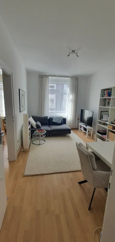 2 room apartment with 55 m² in Frankfurt am Main – Photo 2