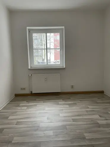 4 Zimmer Wohnung mit 78 m² in Halle (Saale) – Bild 1
