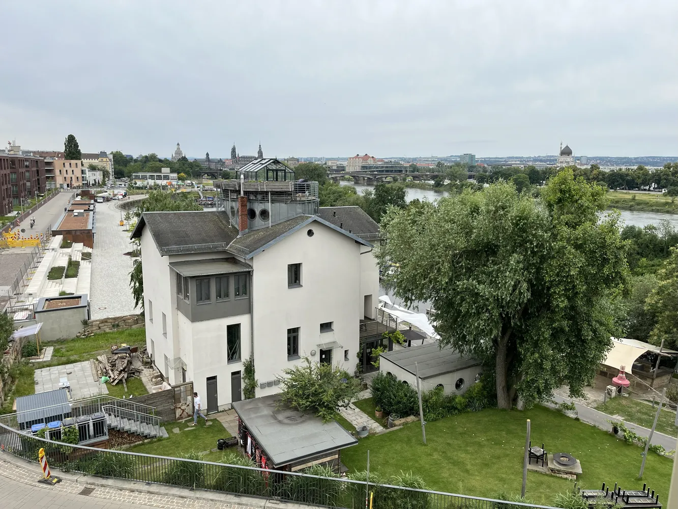 3 Zimmer Wohnung mit 74 m² in Dresden – Bild 4